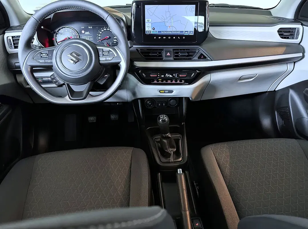 Suzuki Swift - Thumbnail 8