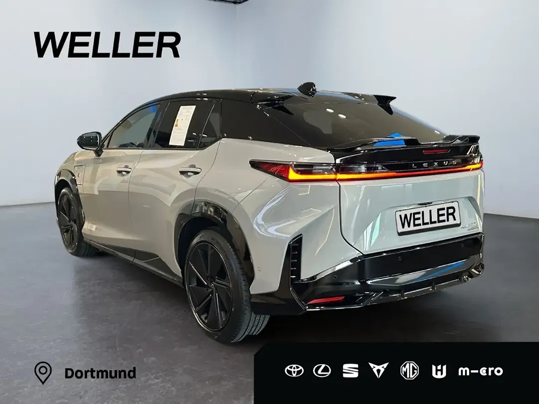 Lexus RZ - Thumbnail 13