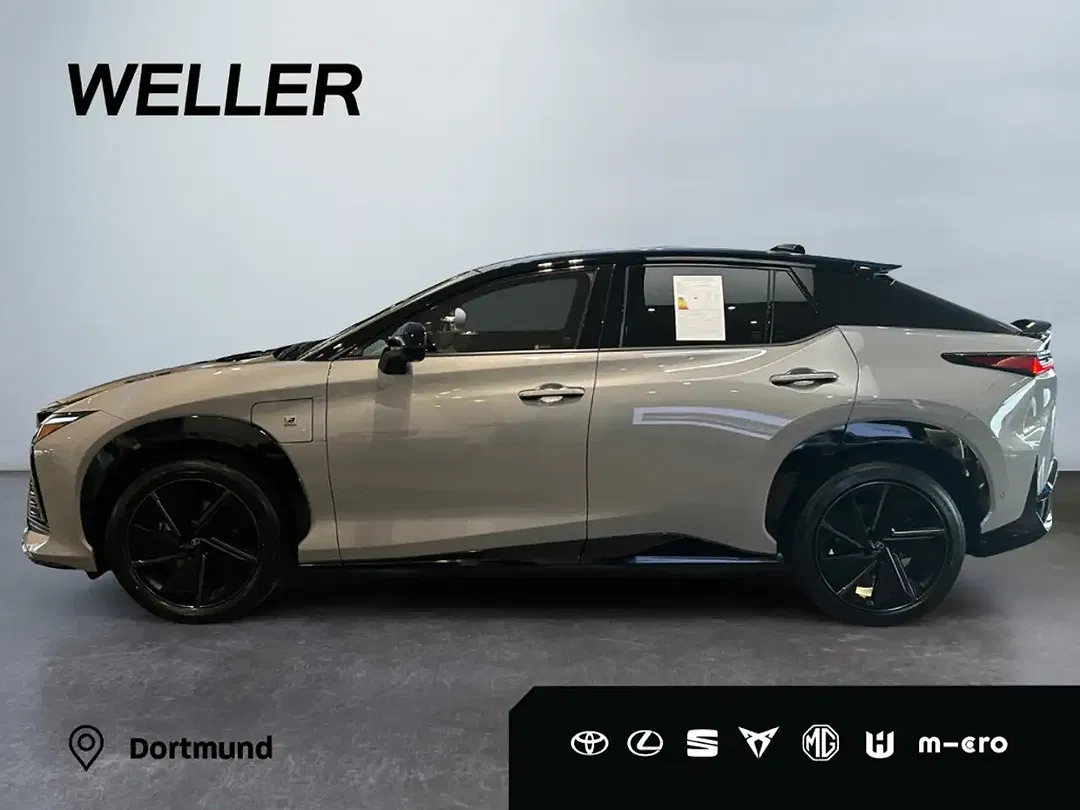 Lexus RZ - Thumbnail 5