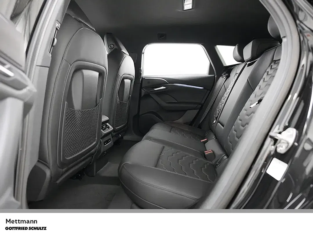 Audi A6 - Thumbnail 13