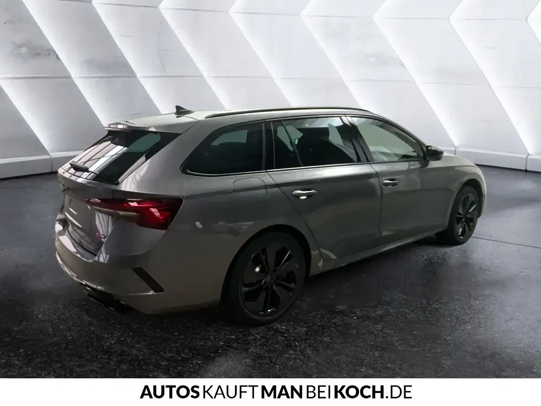 Skoda Octavia - Thumbnail 3