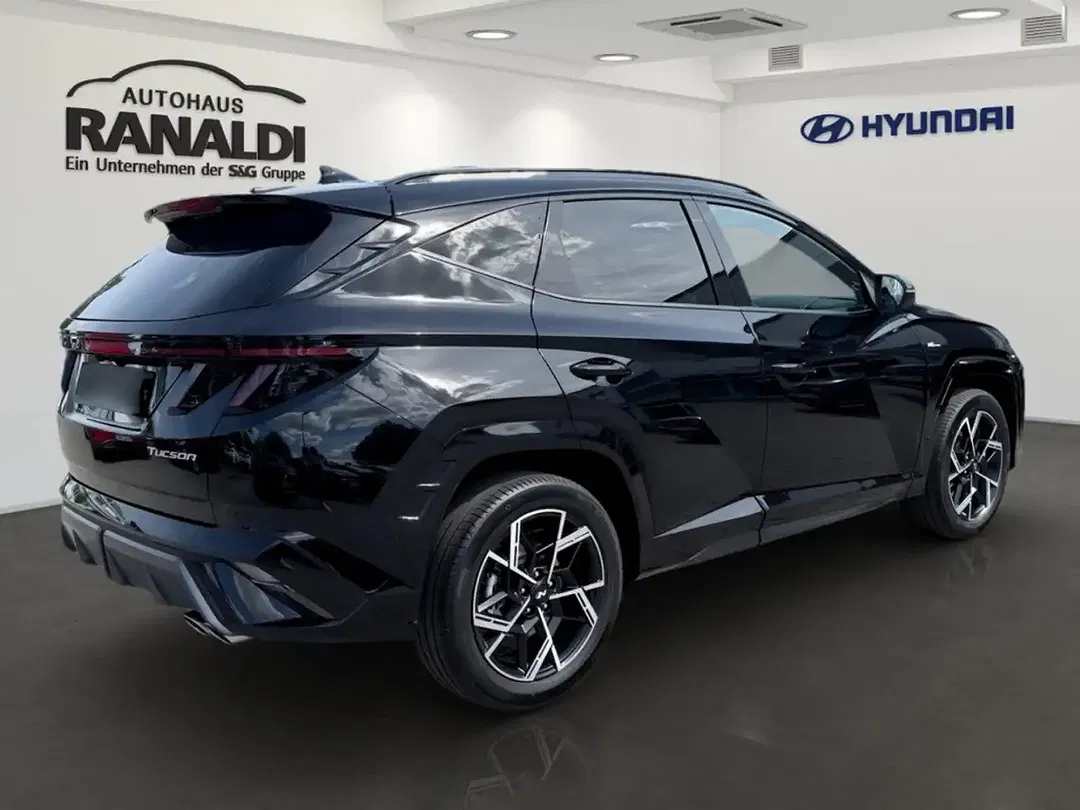 Hyundai TUCSON - Thumbnail 3