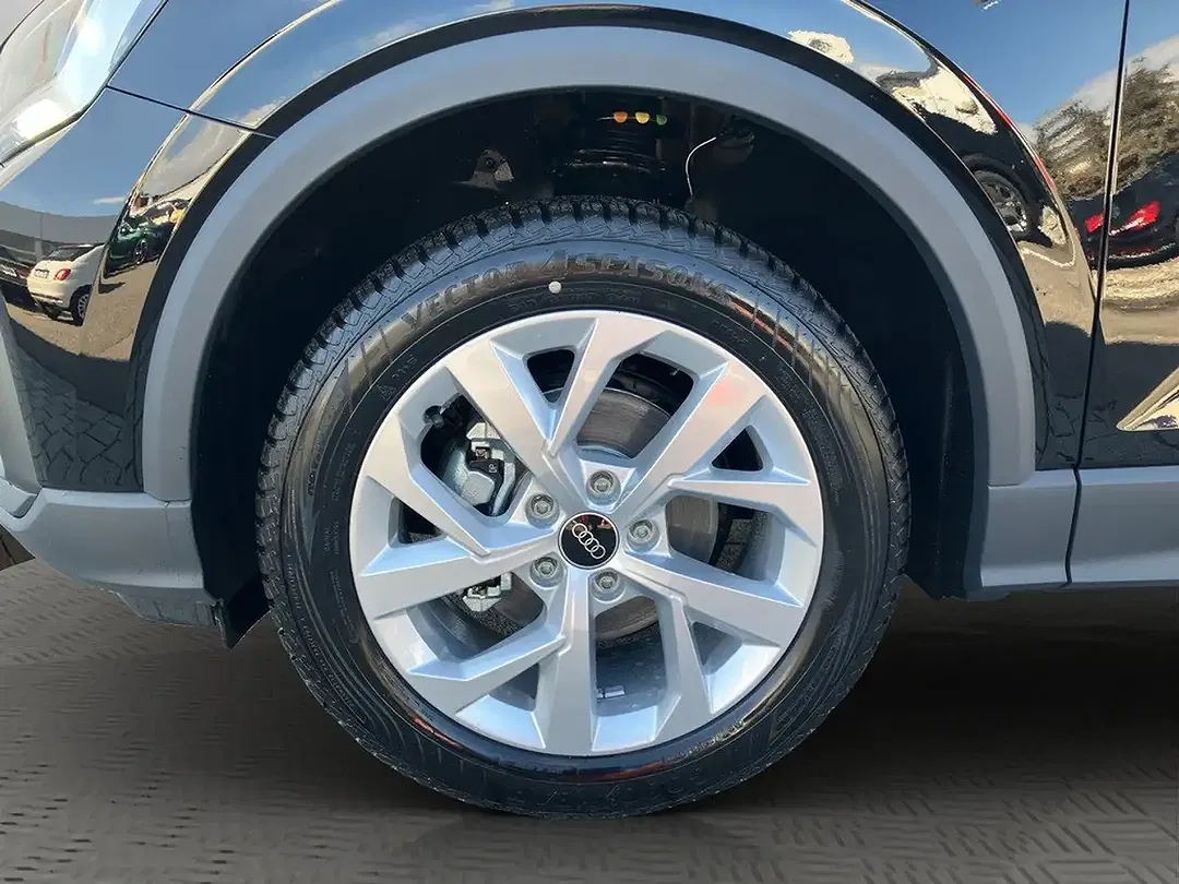 Audi Q2 - Thumbnail 3
