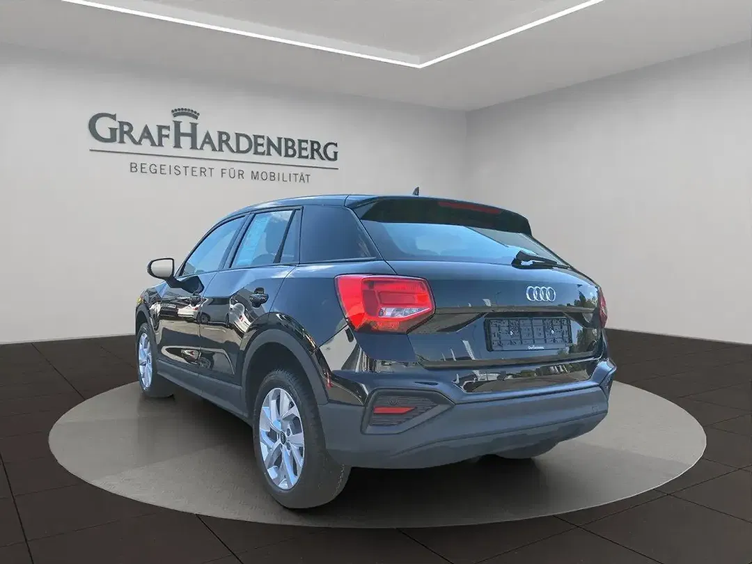 Audi Q2 - Thumbnail 4