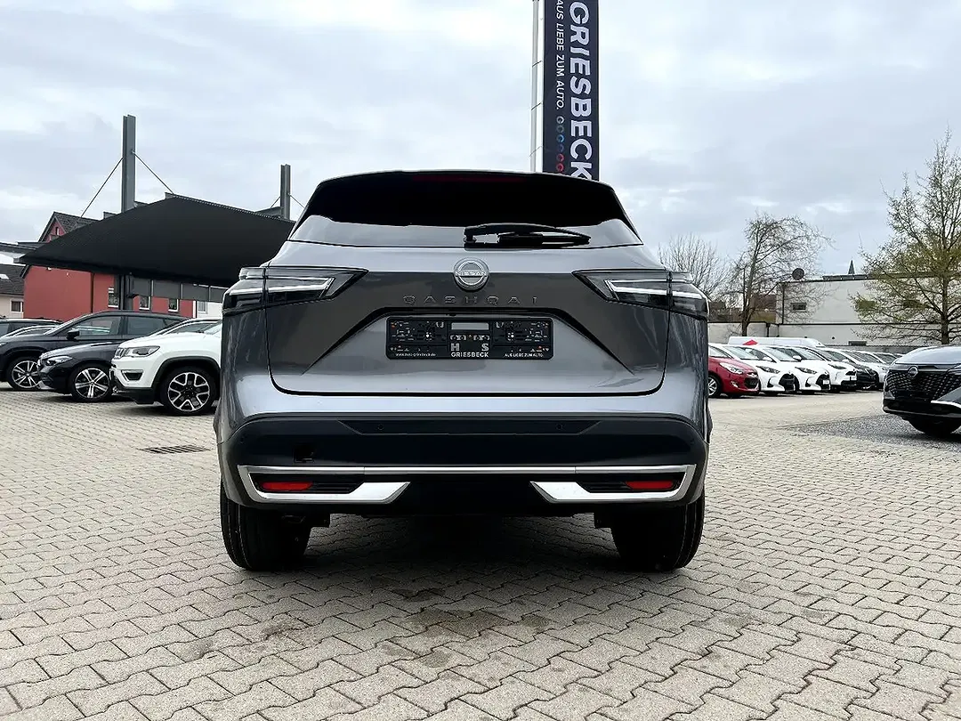 Nissan Qashqai - Thumbnail 3