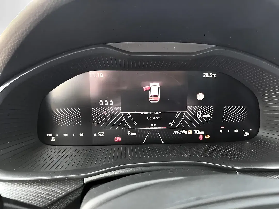 Skoda Scala - Thumbnail 9