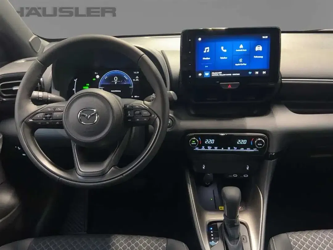 Mazda 2 - Thumbnail 8