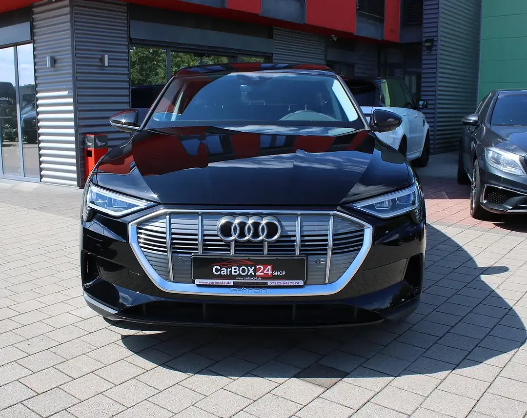 Audi e-tron - Thumbnail 12