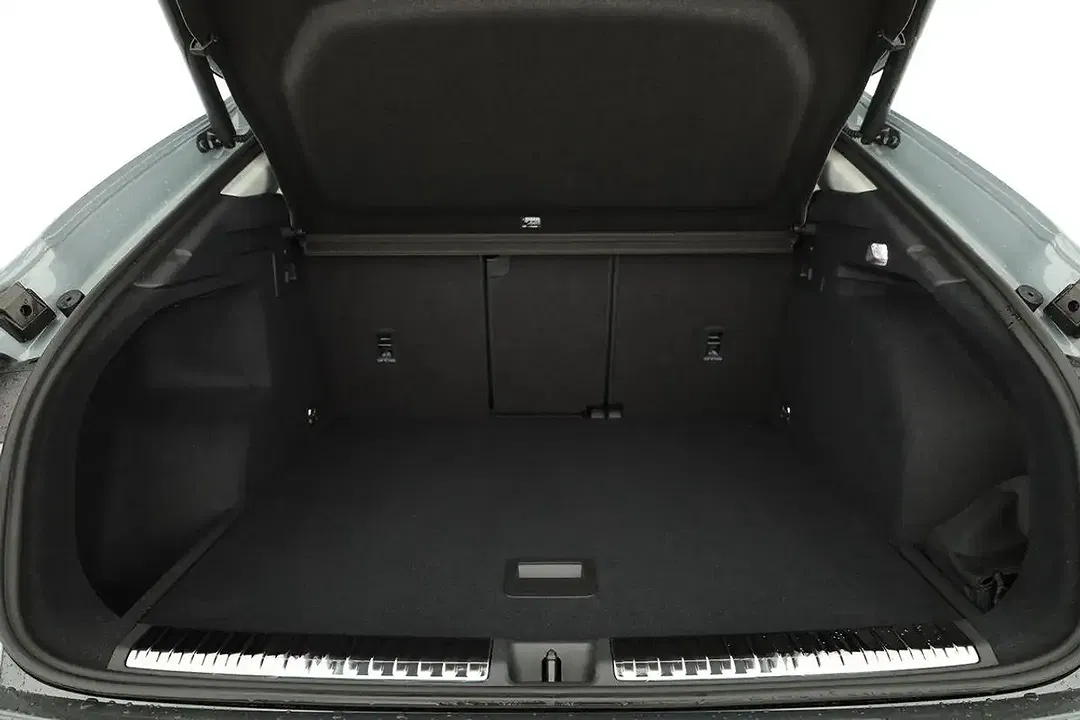 Audi Q3 - Thumbnail 13