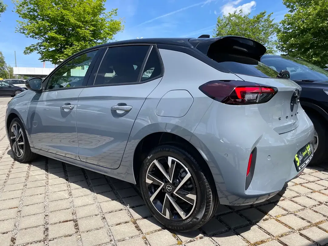 Opel Corsa - Thumbnail 4