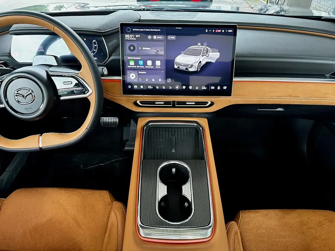 Mazda 6e - Thumbnail 14