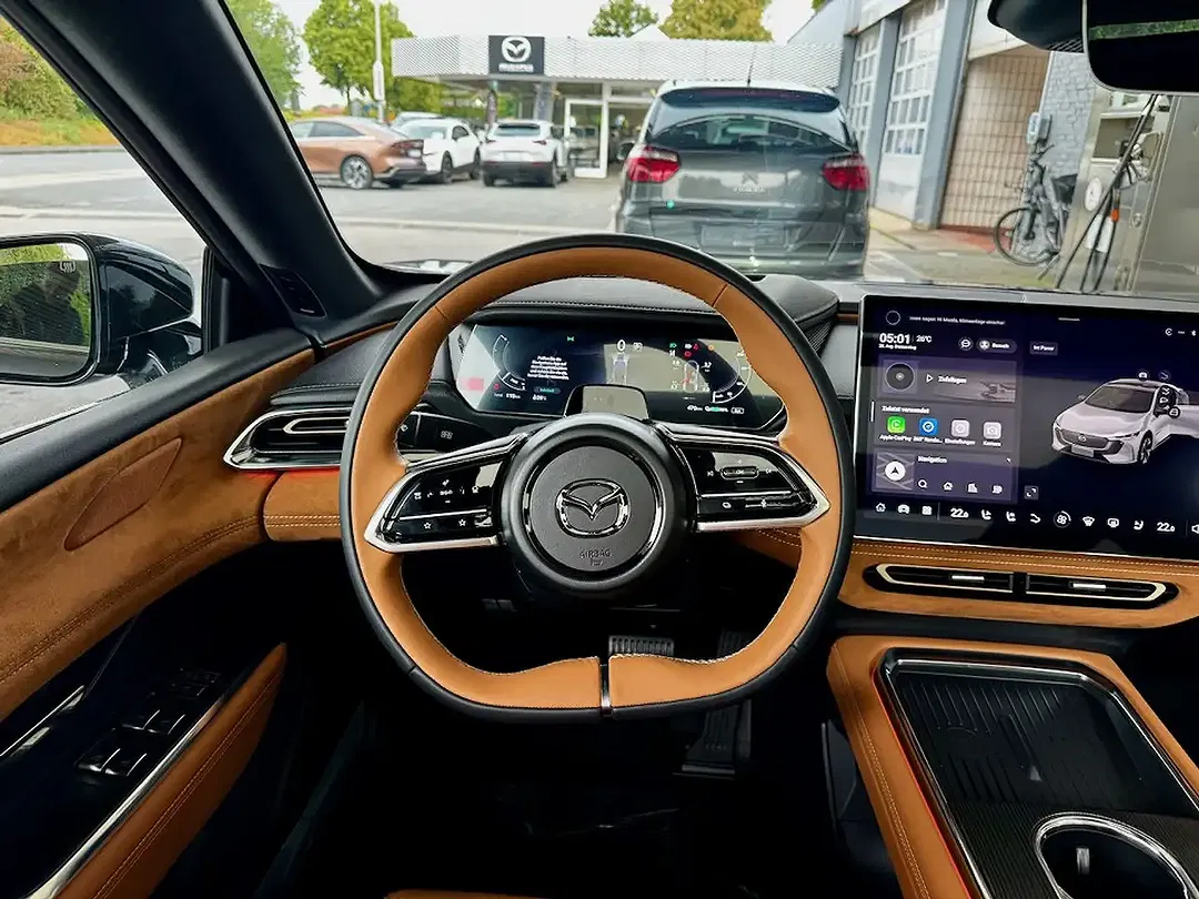 Mazda 6e - Thumbnail 15