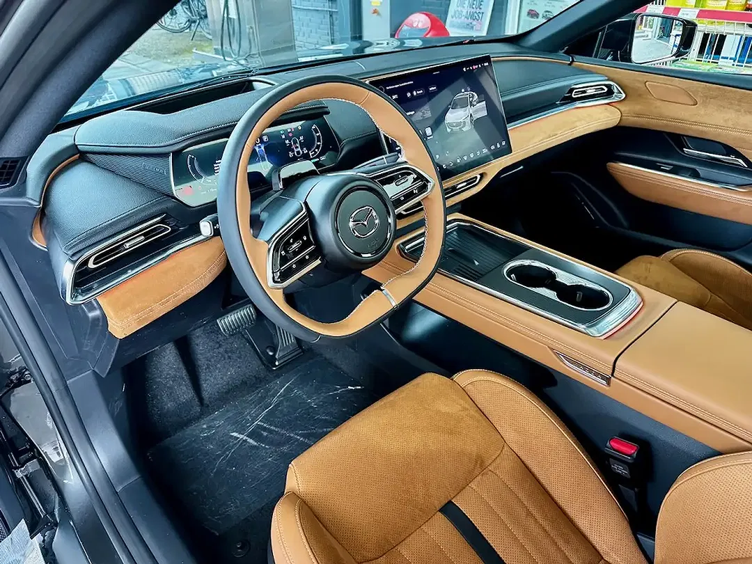 Mazda 6e - Thumbnail 16