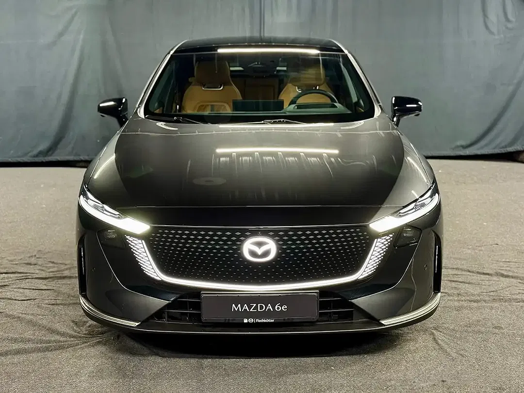Mazda 6e - Thumbnail 2