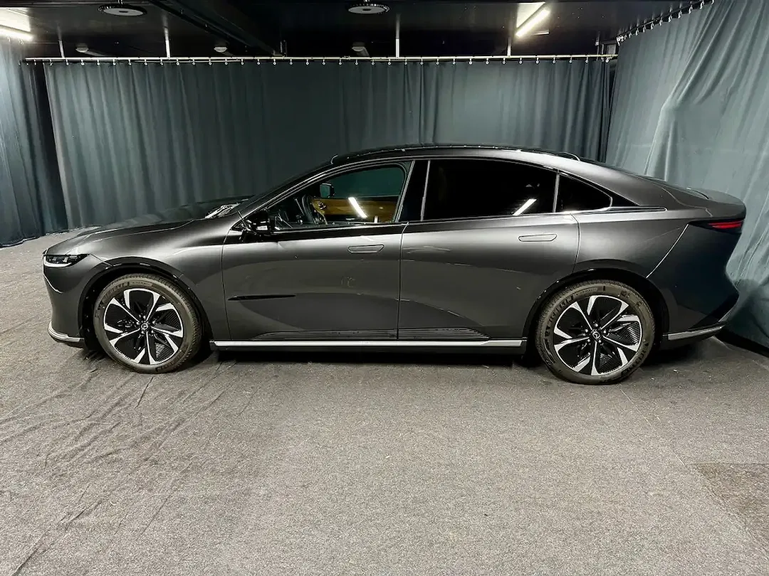 Mazda 6e - Thumbnail 5