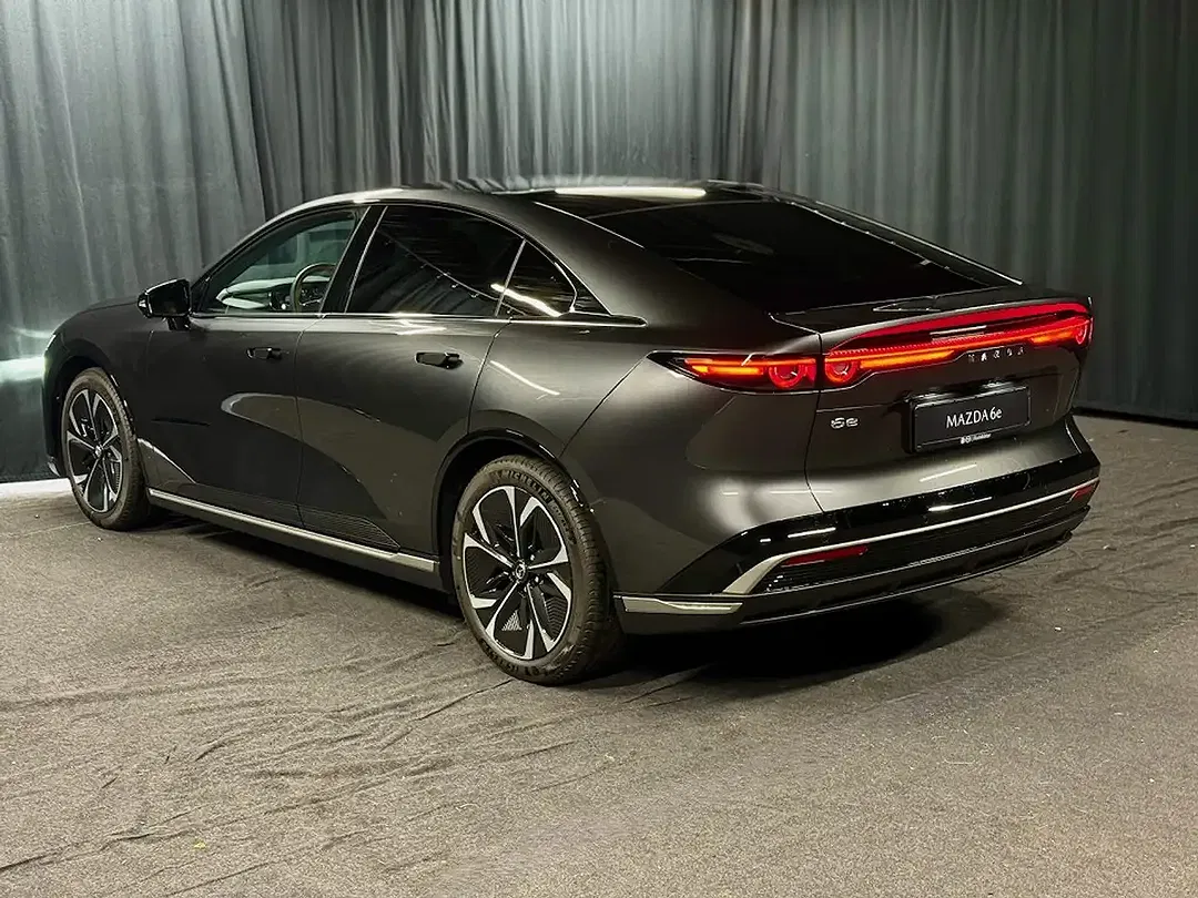 Mazda 6e - Thumbnail 6