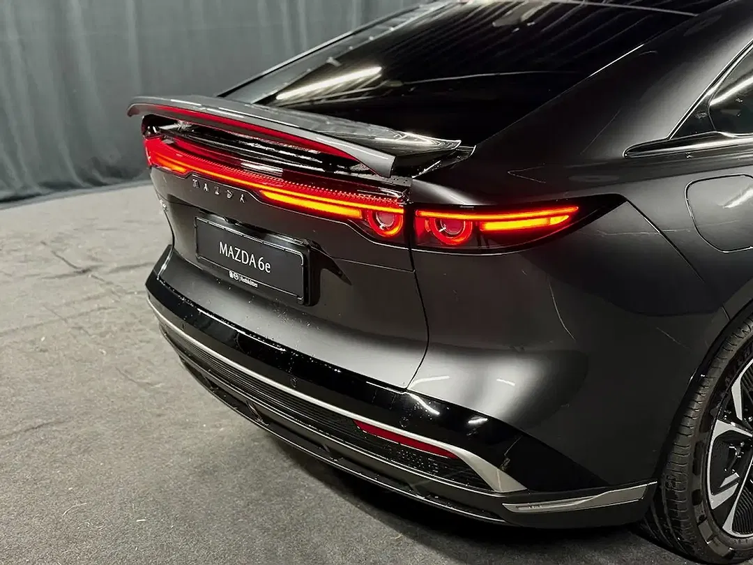 Mazda 6e - Thumbnail 9