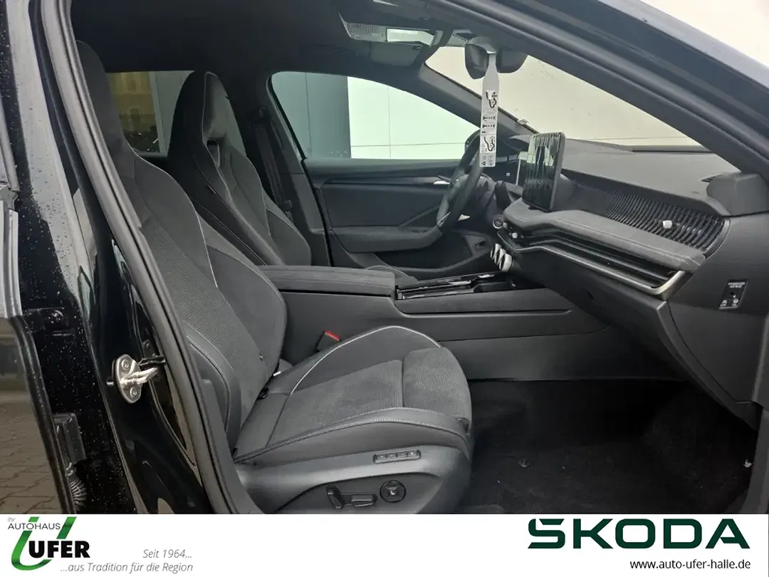 Skoda Superb - Thumbnail 2