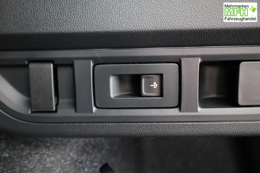 Skoda Octavia - Thumbnail 14