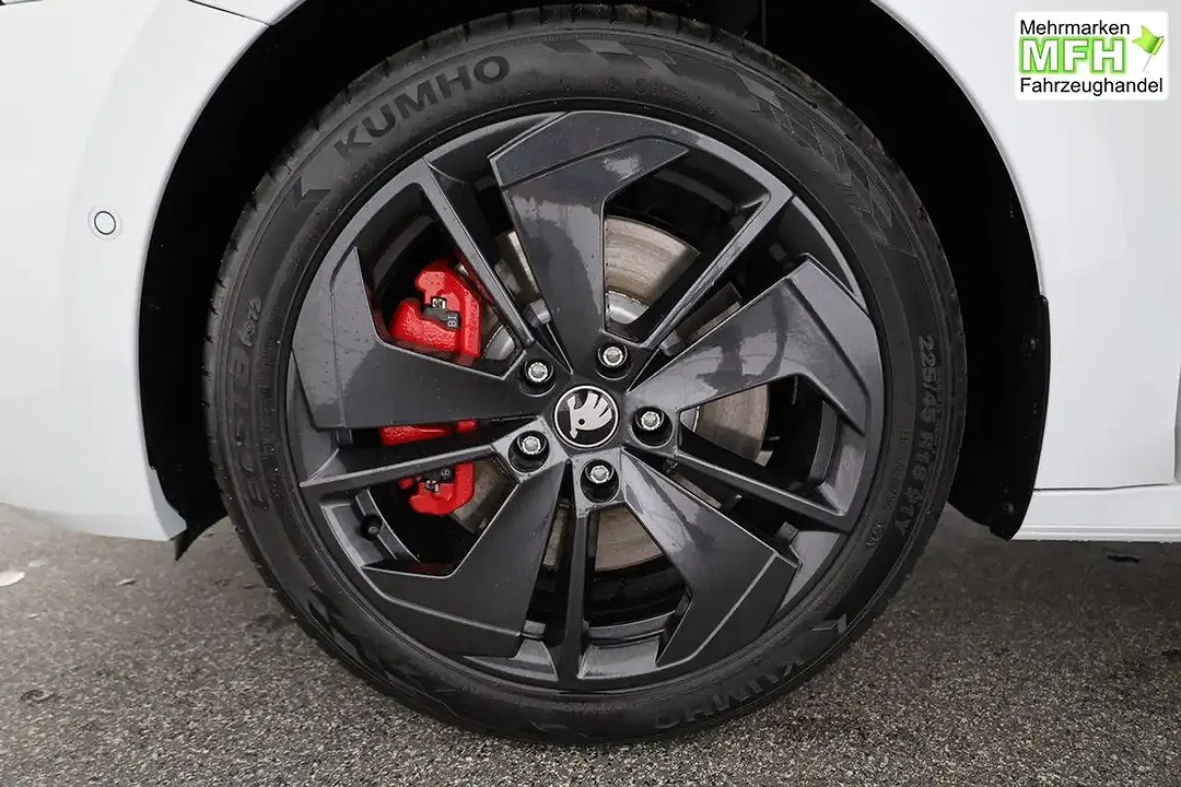 Skoda Octavia - Thumbnail 4