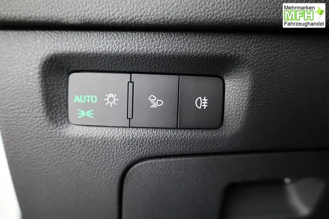 Skoda Octavia - Thumbnail 8