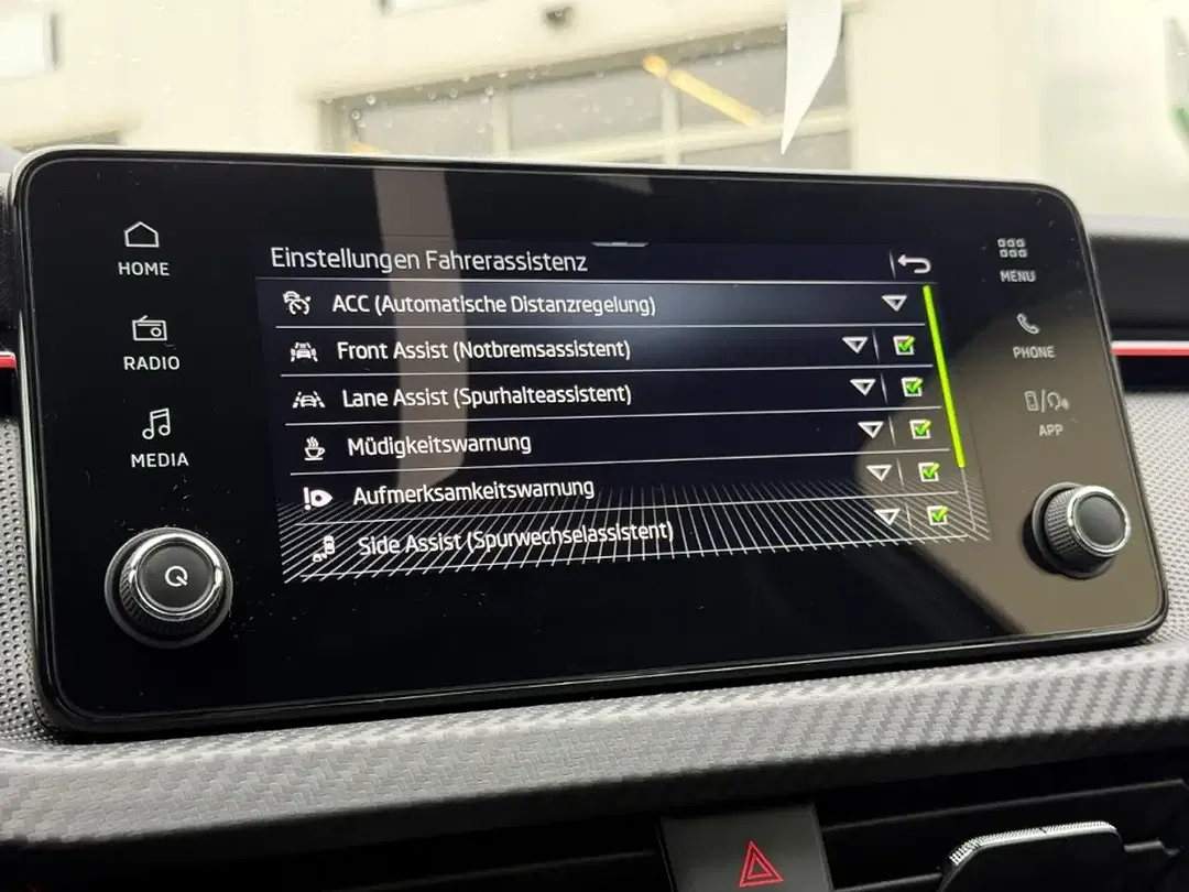 Skoda Scala - Thumbnail 11