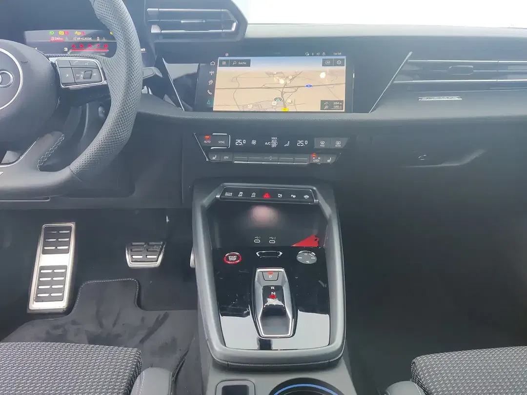 Audi S3 - Thumbnail 14