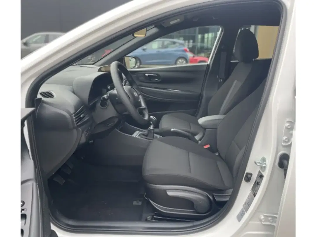 Hyundai i20 - Thumbnail 7