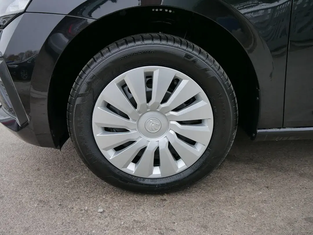 Skoda Scala - Thumbnail 5