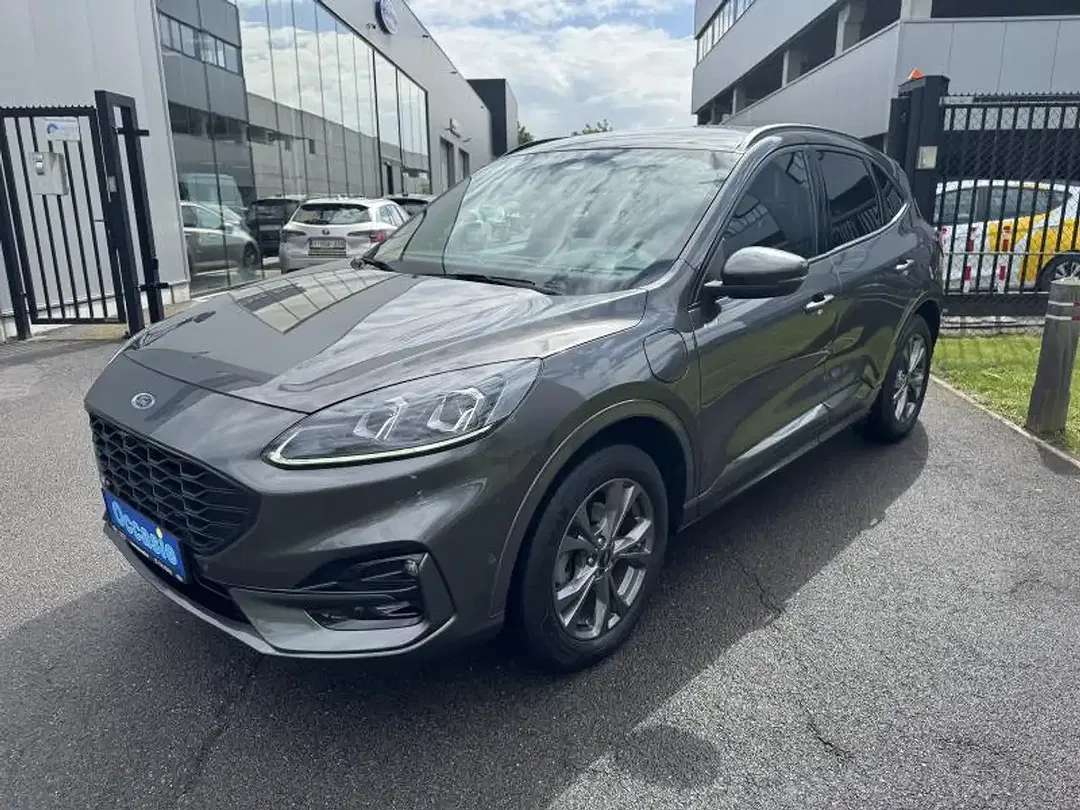 Ford Kuga - Thumbnail 3
