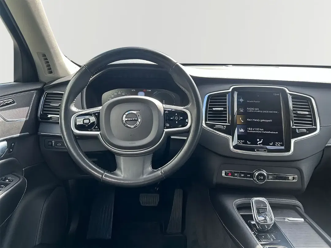 Volvo XC90 - Thumbnail 13