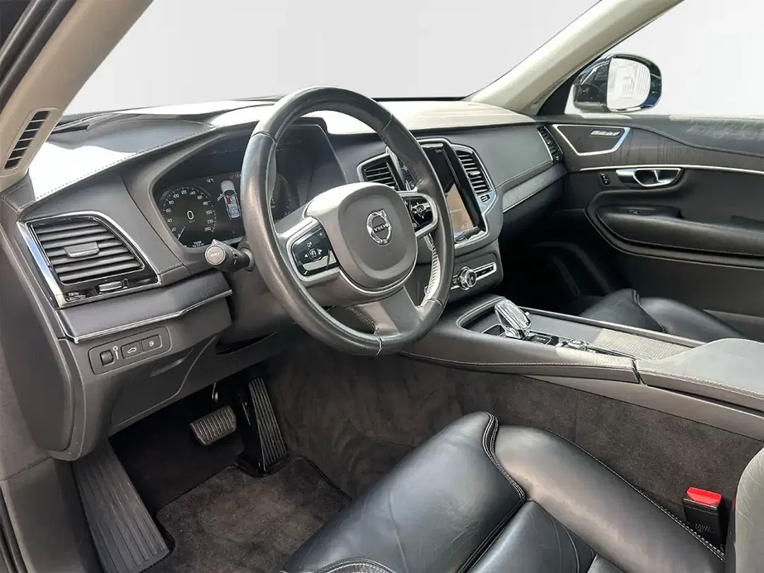 Volvo XC90 - Thumbnail 14