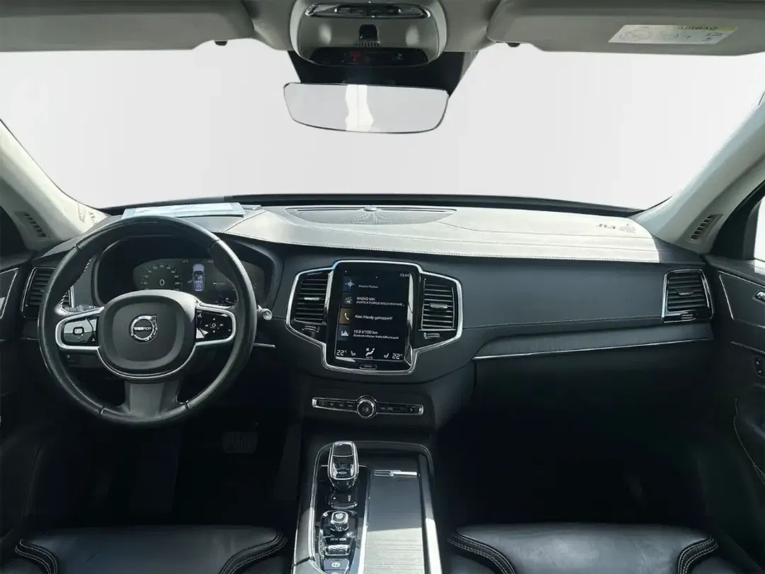 Volvo XC90 - Thumbnail 4