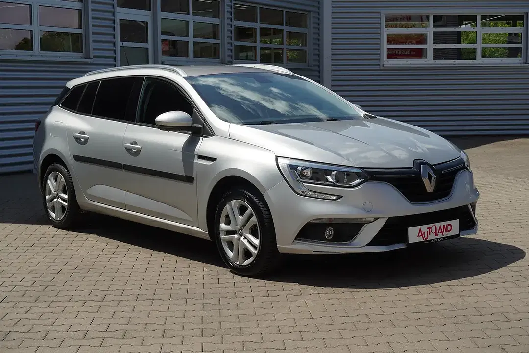 Renault Megane - Thumbnail 3