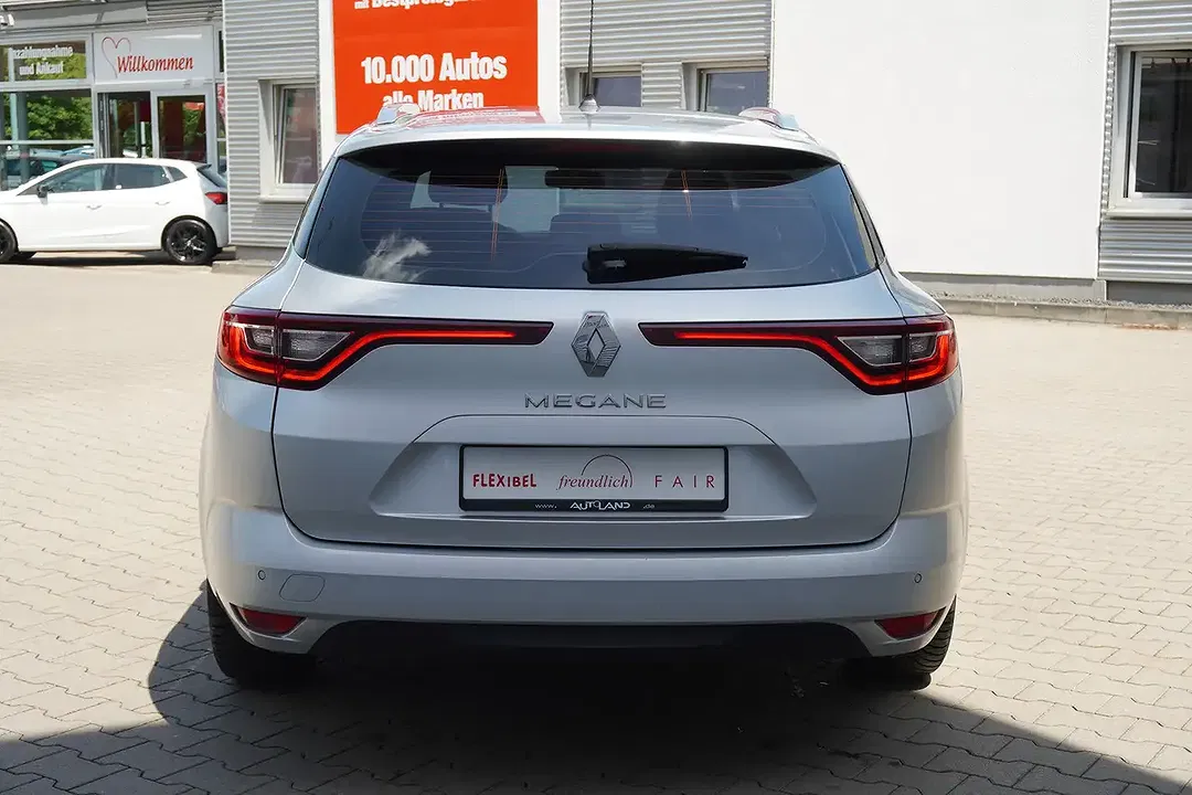Renault Megane - Thumbnail 6