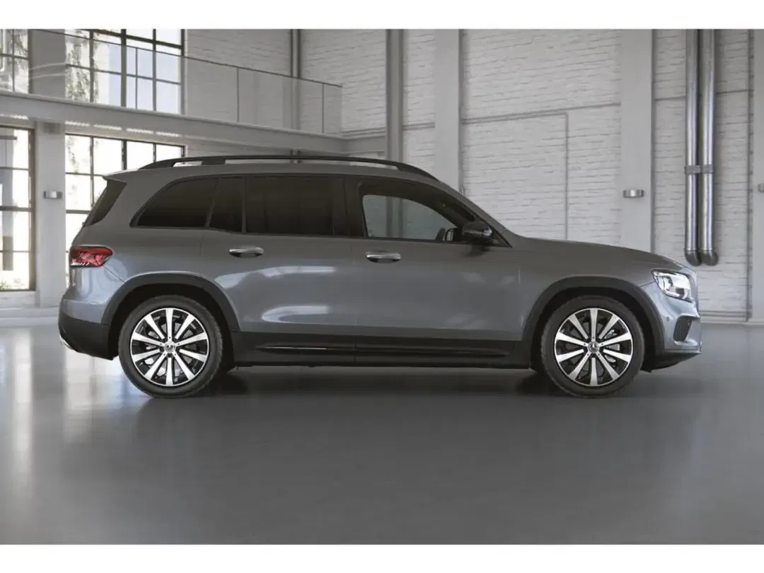 Mercedes-Benz GLB 220 - Thumbnail 5