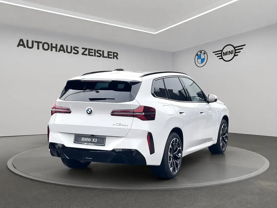 BMW X3 - Thumbnail 2