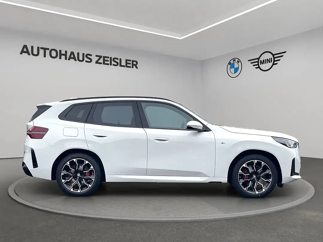 BMW X3 - Thumbnail 3