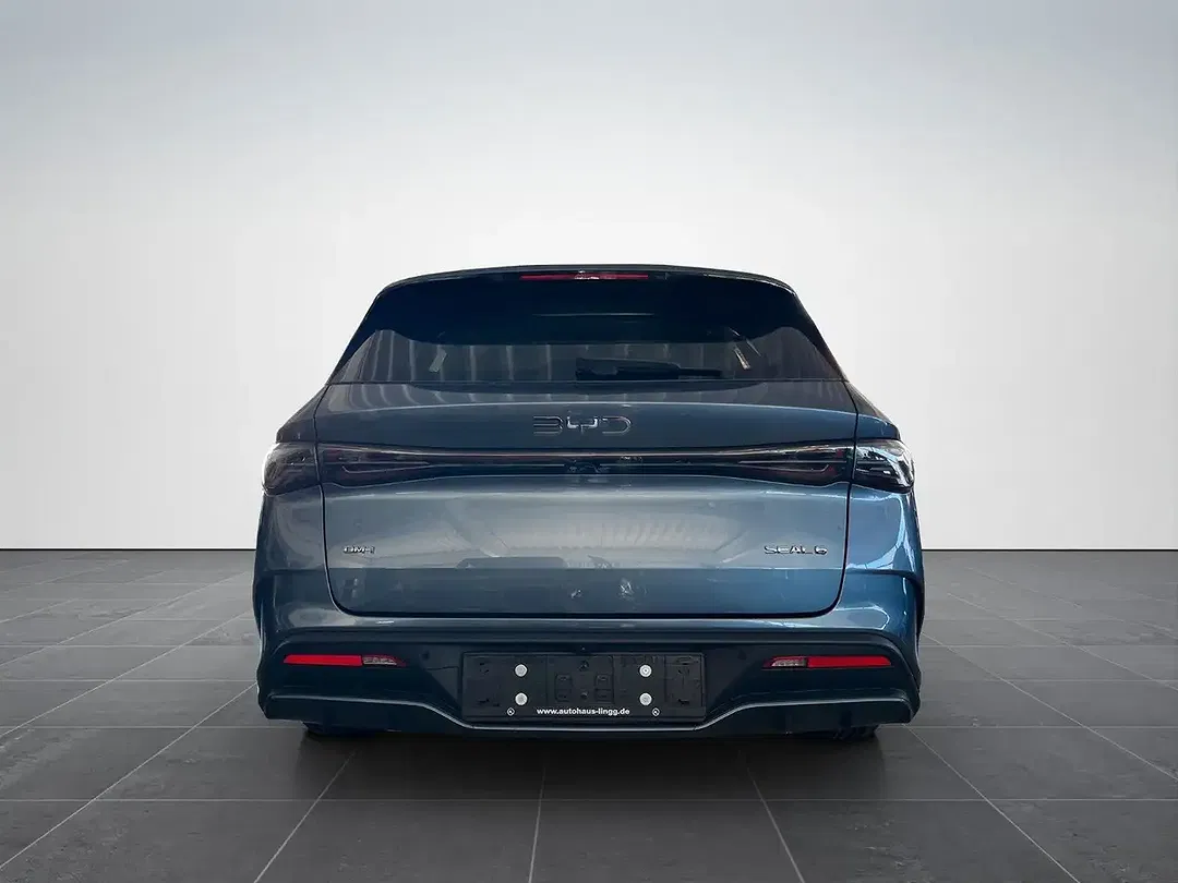 BYD Seal 6 - Thumbnail 4