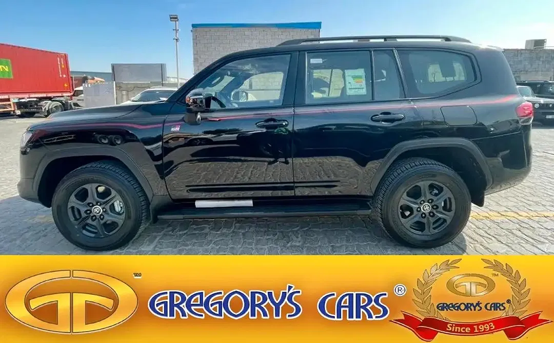 Toyota Land Cruiser - Thumbnail 3