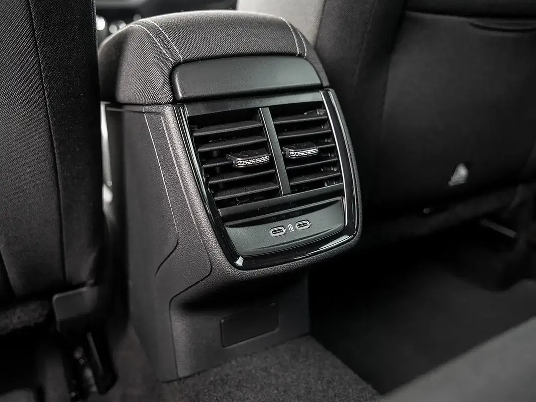 Skoda Kamiq - Thumbnail 8