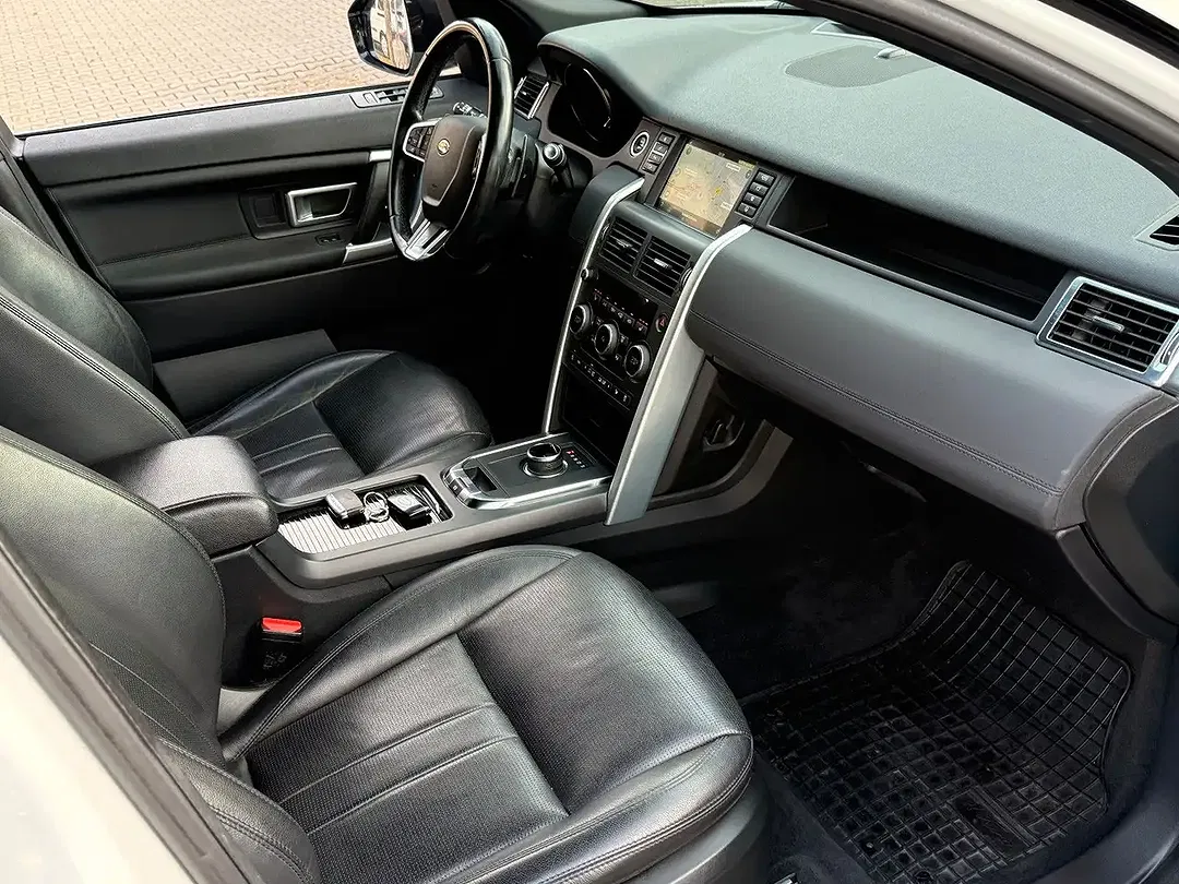 Land Rover Discovery Sport - Thumbnail 11