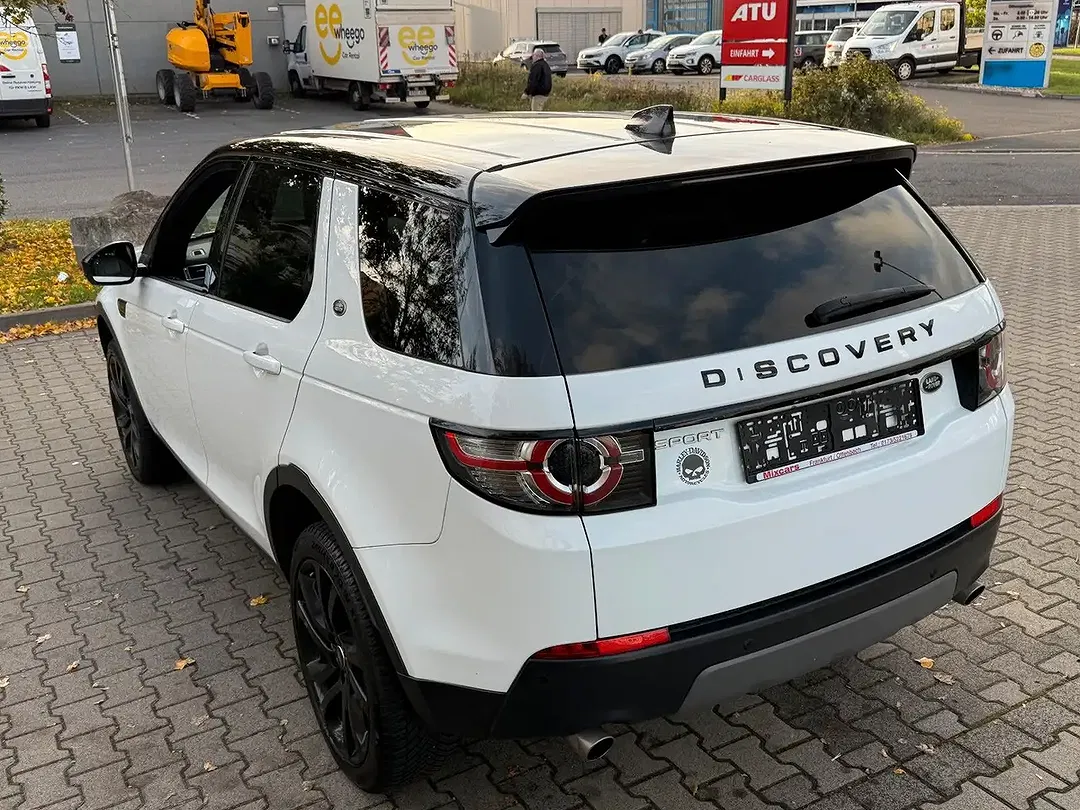 Land Rover Discovery Sport - Thumbnail 8