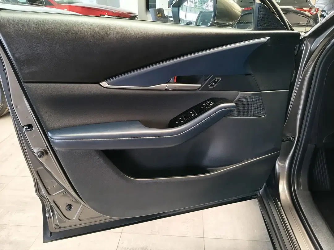 Mazda CX-30 - Thumbnail 14