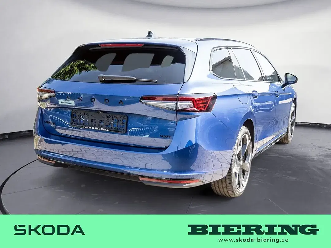 Skoda Superb - Thumbnail 3