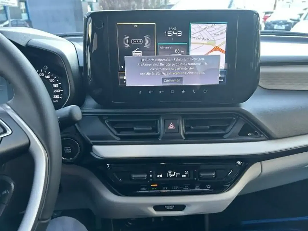 Suzuki Swift - Thumbnail 14