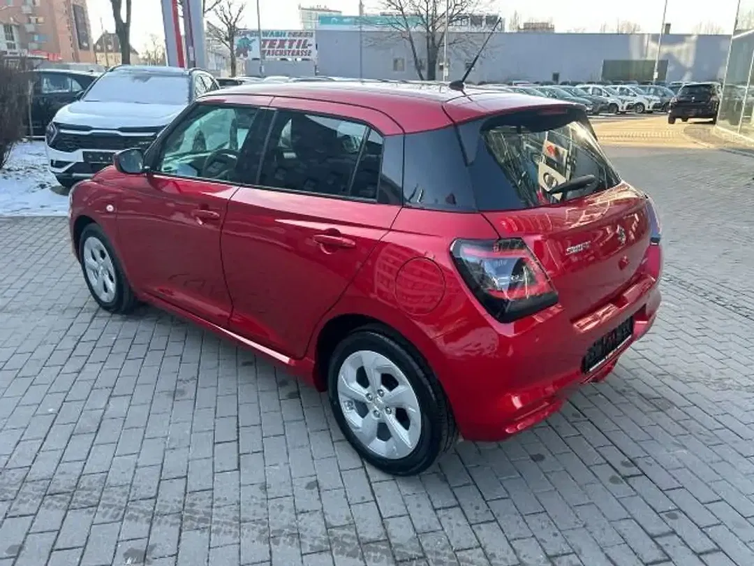 Suzuki Swift - Thumbnail 7