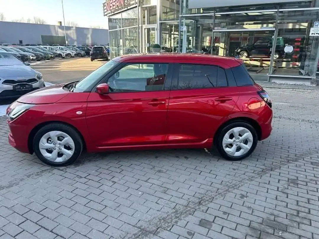 Suzuki Swift - Thumbnail 8