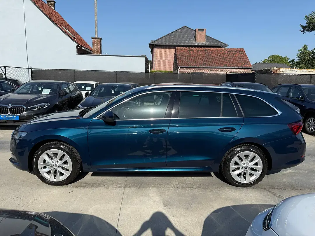 Skoda Octavia - Thumbnail 8