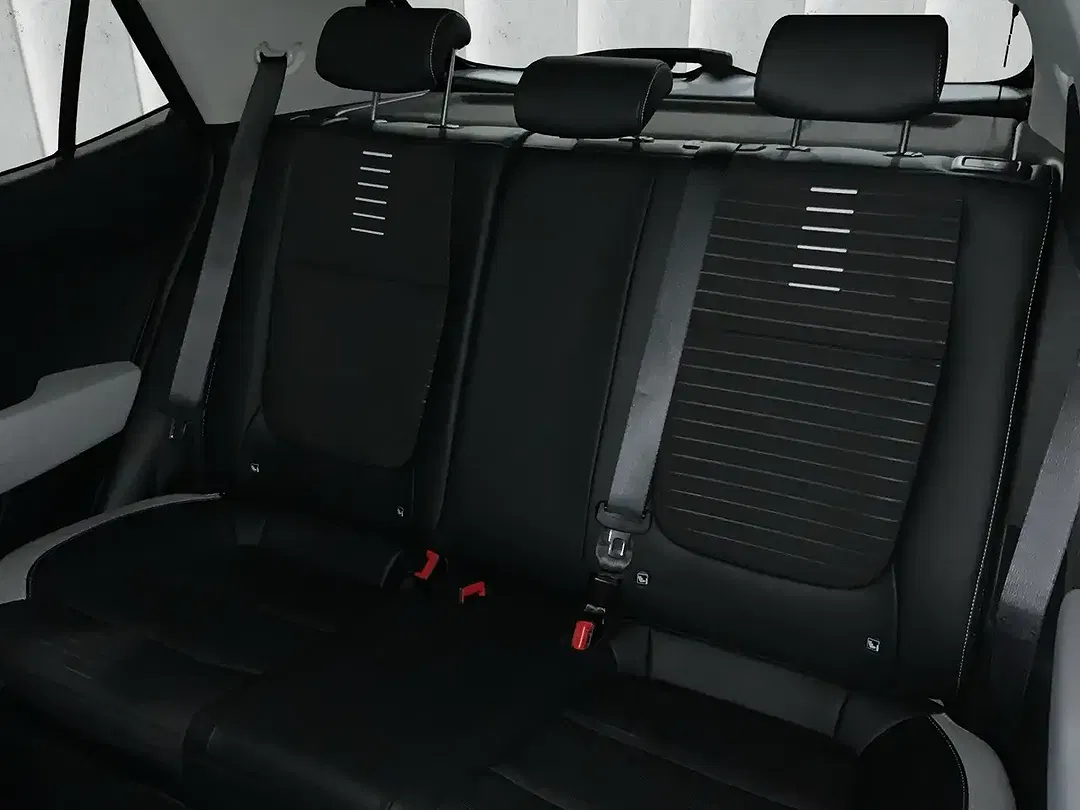 Kia Stonic - Thumbnail 11